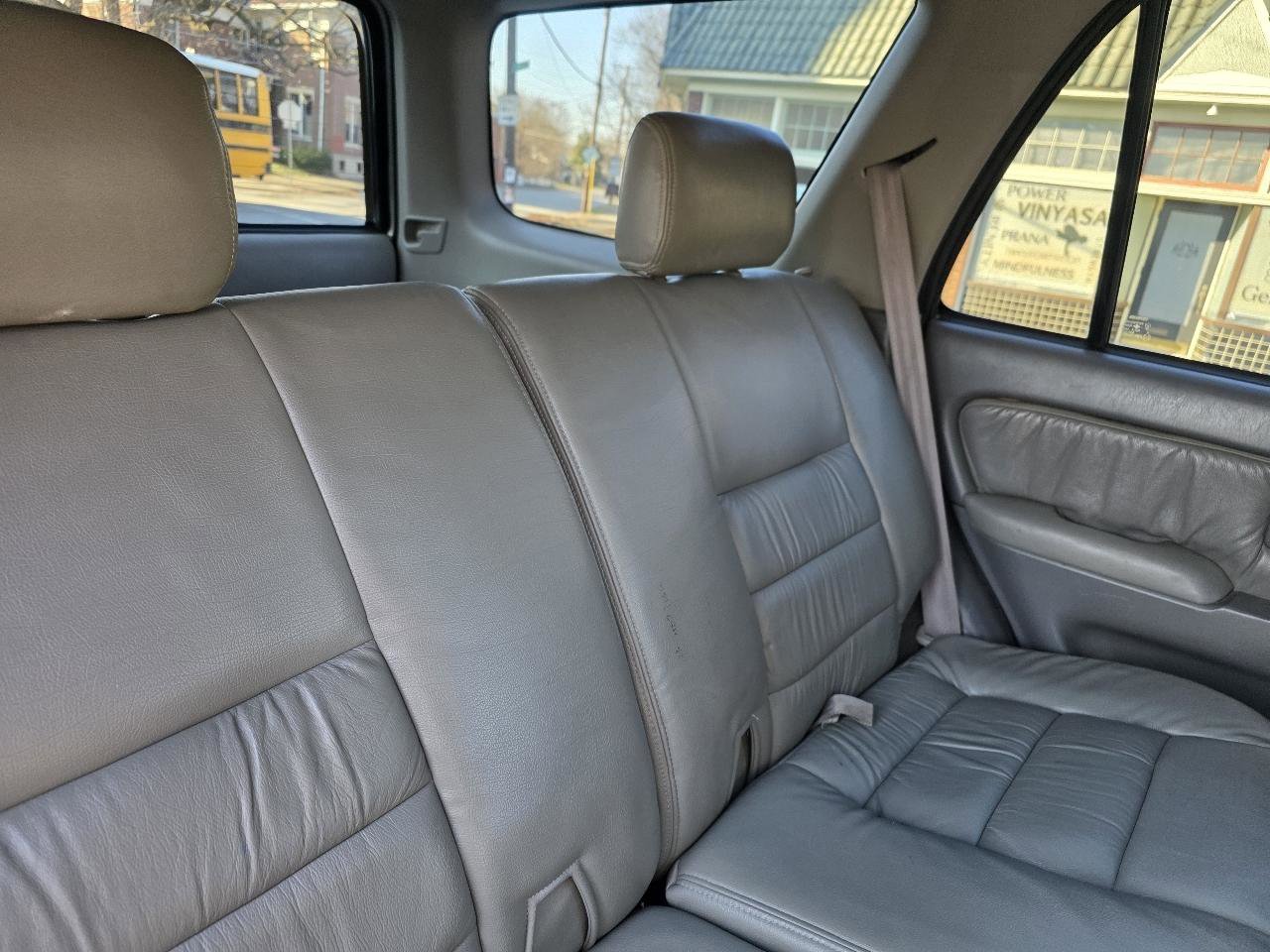 Used 2001 Toyota 4Runner SR5 image 32