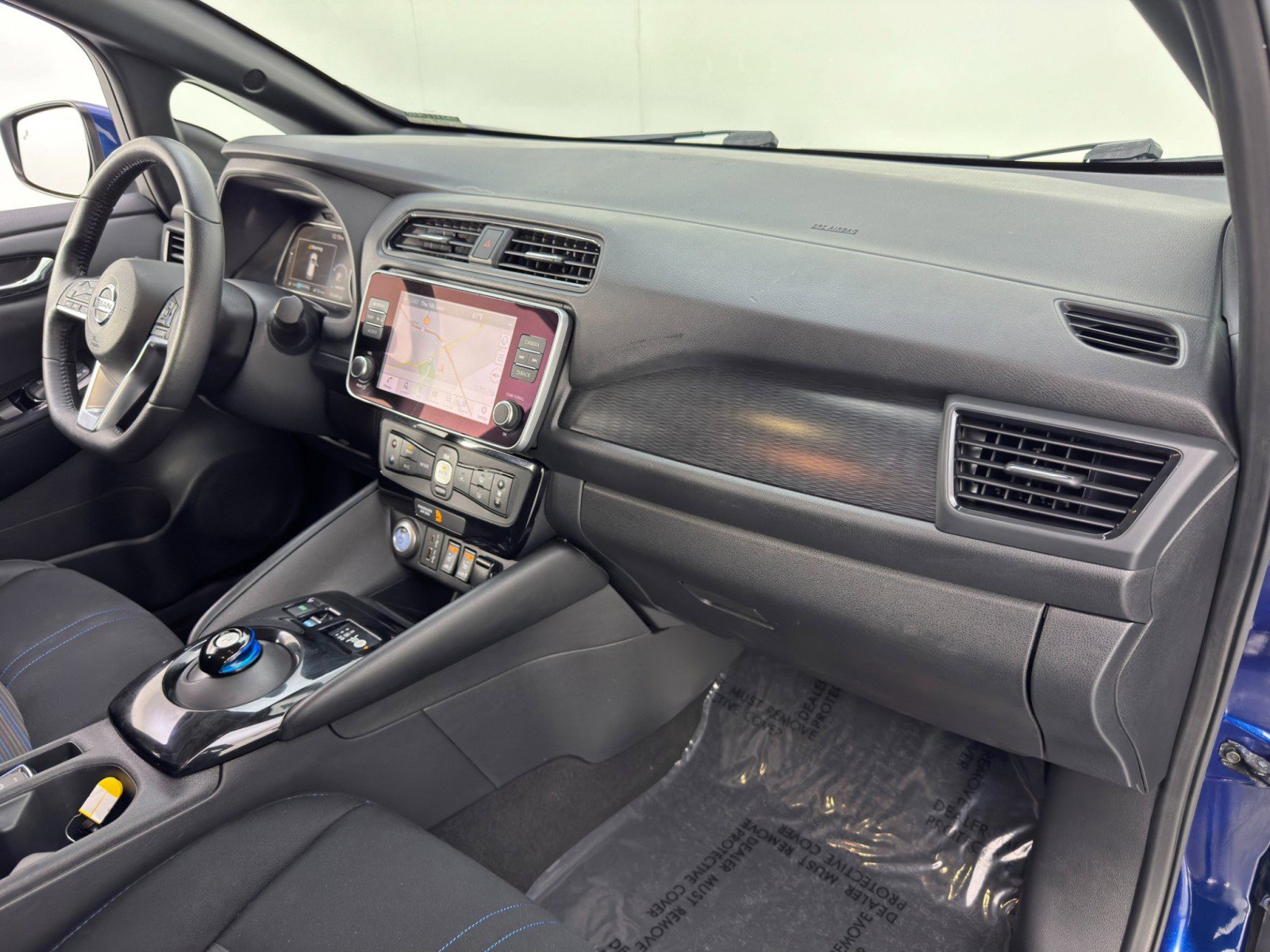 Used 2022 Nissan Leaf SV Plus image 13