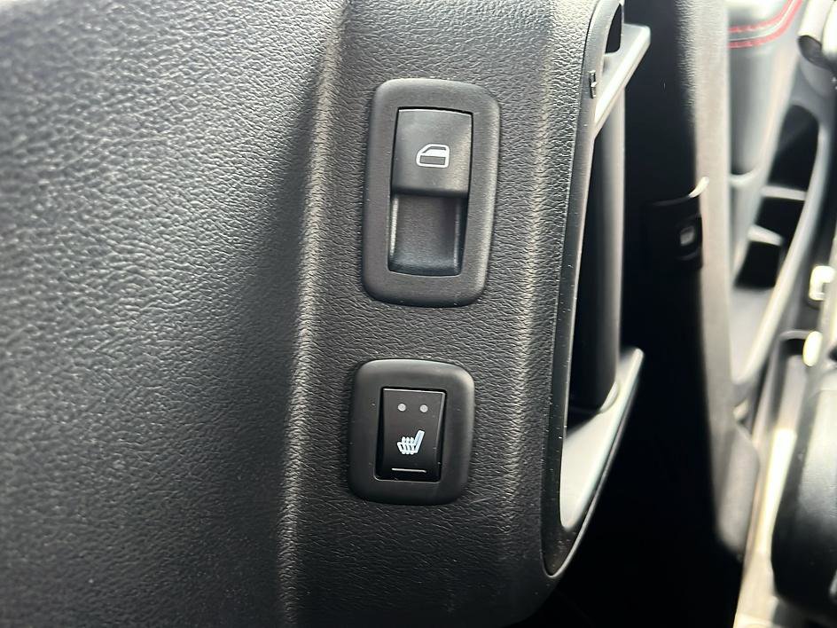 Used 2017 Dodge Grand Caravan GT image 27