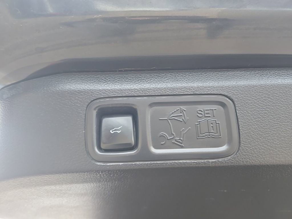 Used 2023 Ford Expedition Max Limited image 47