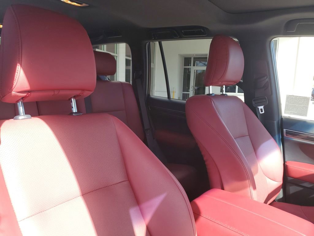 Used 2023 Lexus GX 460 Premium w/ Premium Package image 23