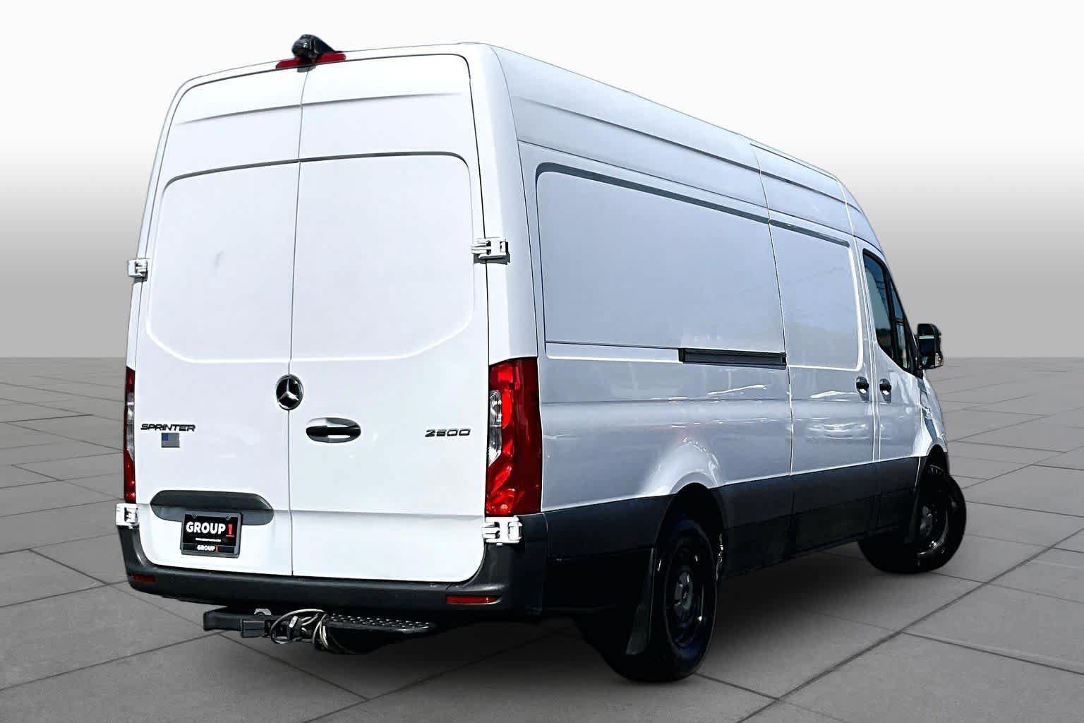 Used 2023 Mercedes-Benz Sprinter 2500 image 13