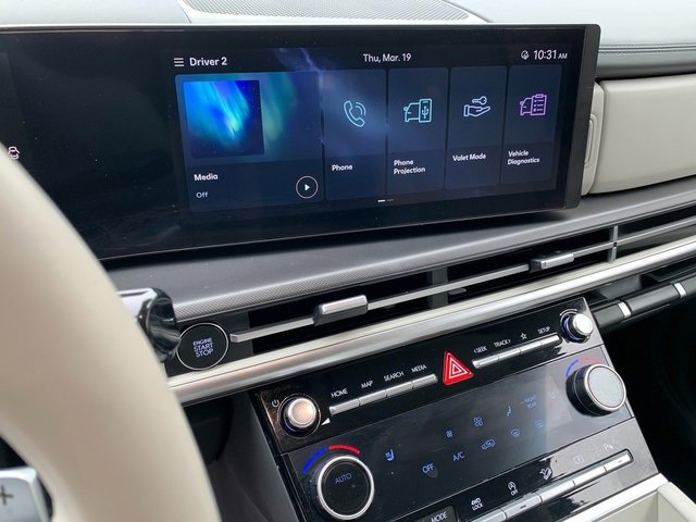 Certified 2025 Hyundai Santa Fe SEL w/ Tow & Go Package image 26