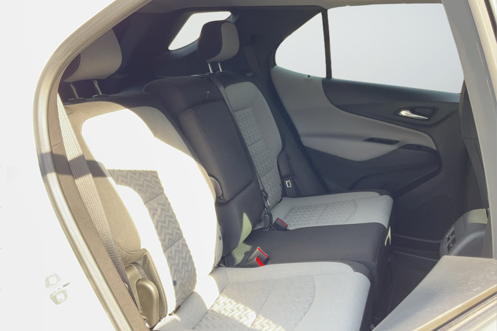 Certified 2024 Chevrolet Equinox LS w/ LS Convenience Package FWD image 21