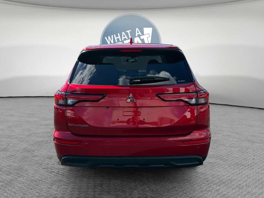 Used 2022 Mitsubishi Outlander ES AWD/4WD image 5