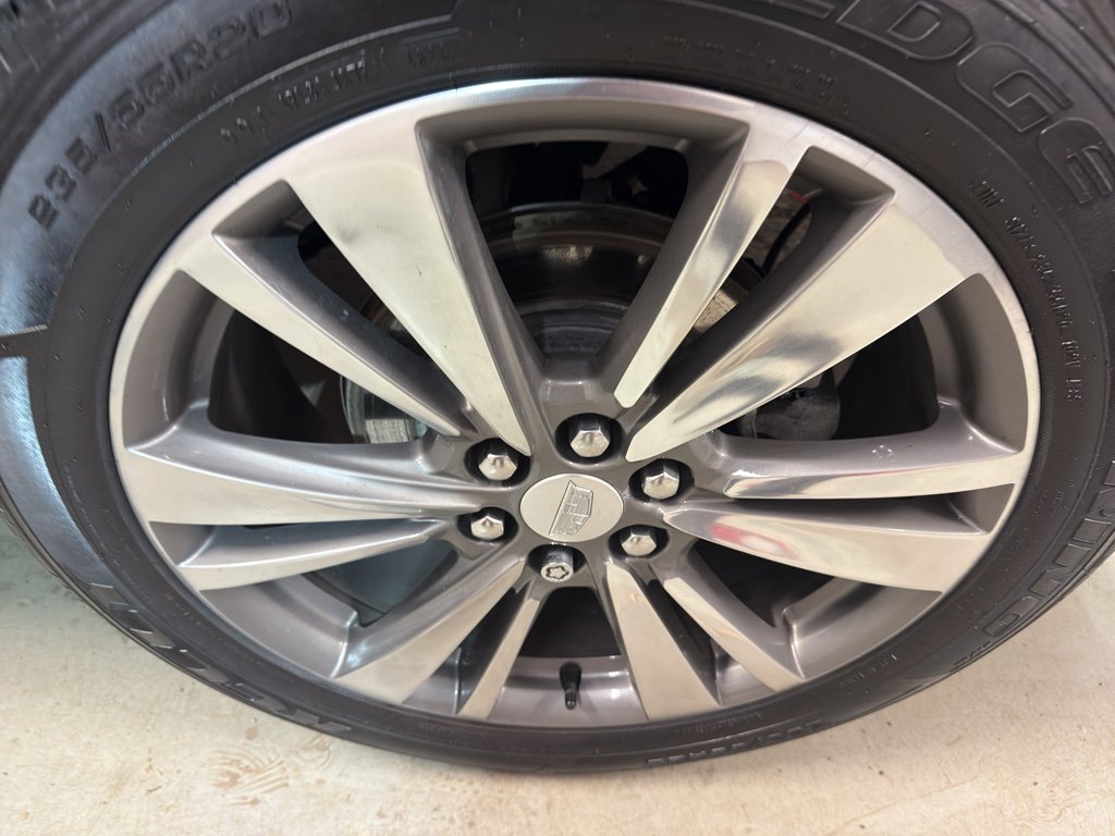 Used 2021 Cadillac XT6 Premium Luxury image 34