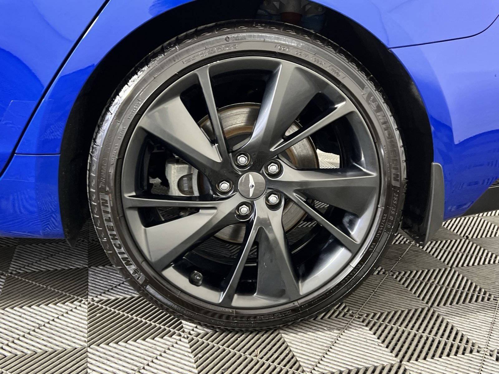 Used 2023 Genesis G70 2.0T w/ Sport Prestige Package image 12