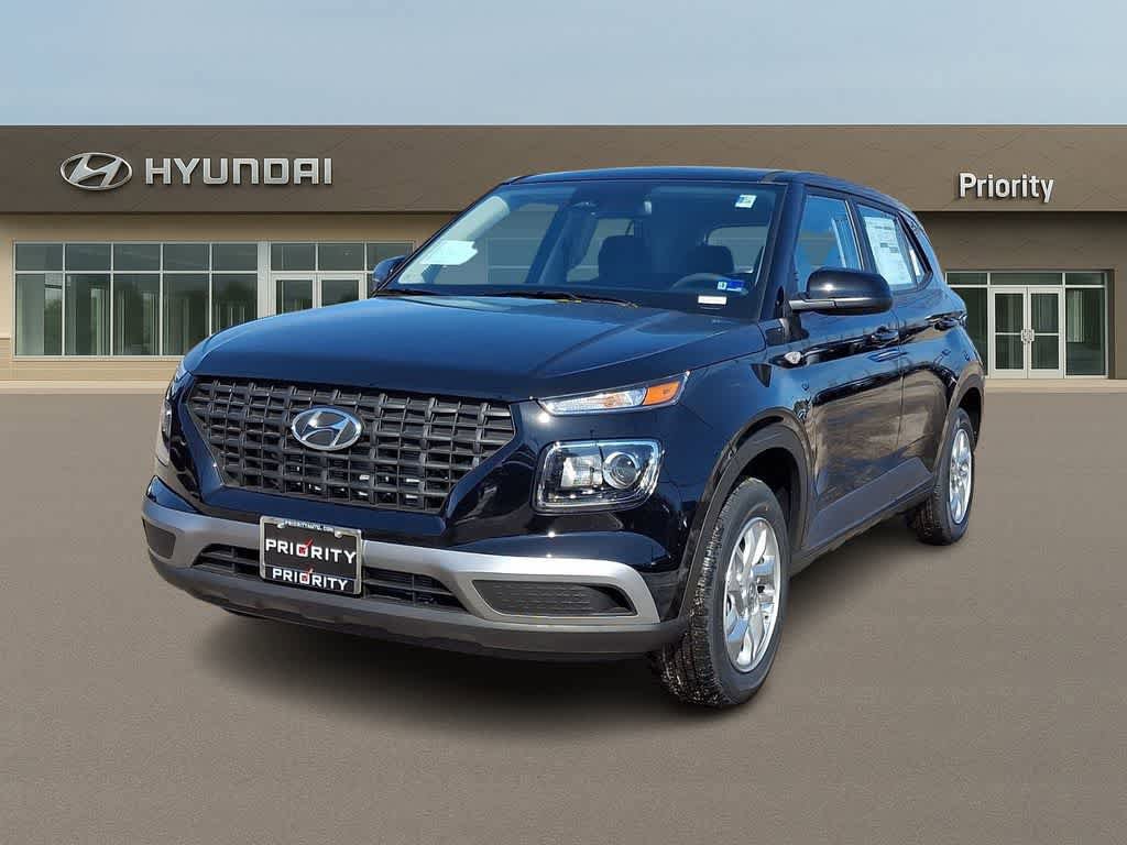 New 2026 Hyundai Venue SE