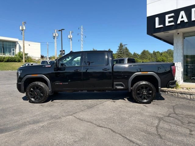 Used 2024 GMC Sierra 2500 AT4 w/ AT4 Preferred Package AWD/4WD image 2