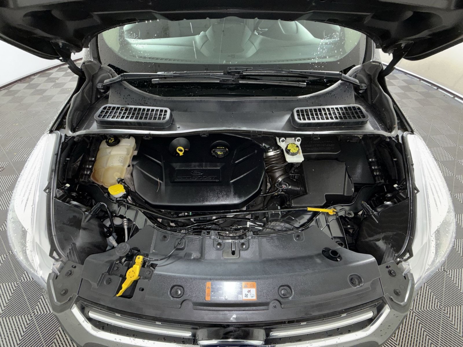 Used 2015 Ford Escape Titanium FWD image 27