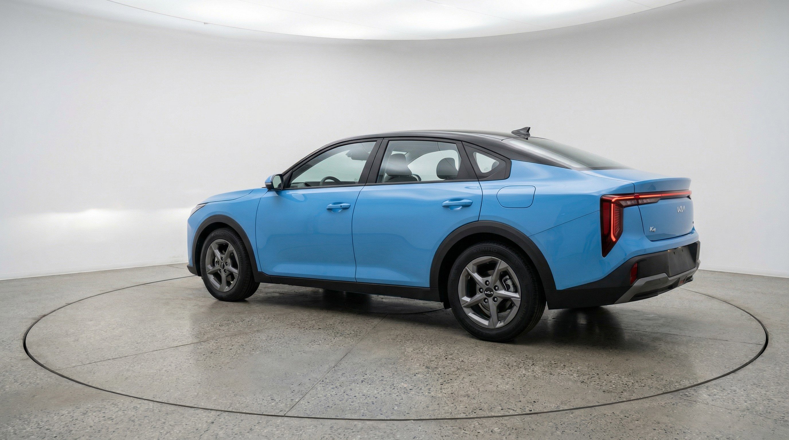 Used 2025 Kia K4 LXS image 6