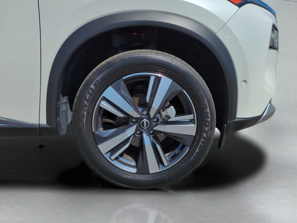 Used 2023 Nissan Rogue Platinum w/ Platinum Premium Package image 10