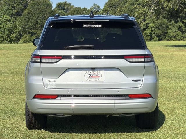 New 2026 Jeep Grand Cherokee Summit w/ Obsidian Package AWD/4WD image 12