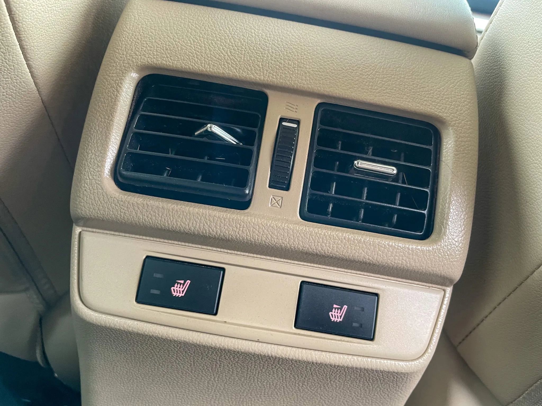 Used 2016 Subaru Outback 2.5i Limited image 36