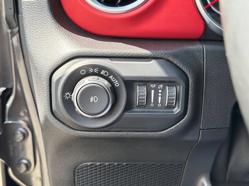 Used 2019 Jeep Wrangler Unlimited Rubicon AWD/4WD image 20