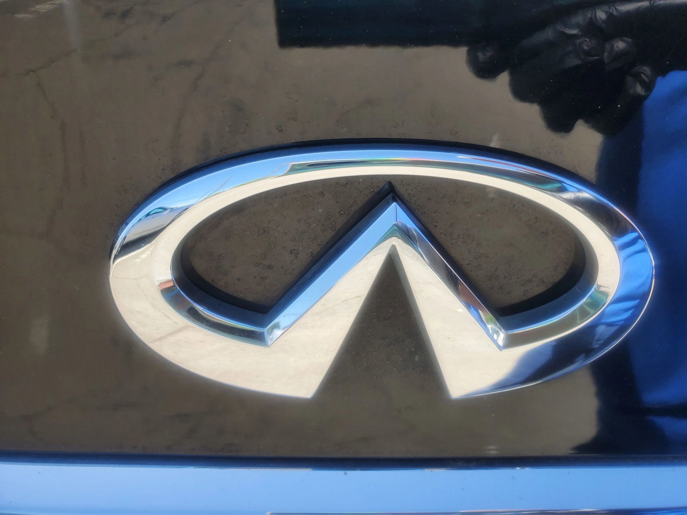 Used 2015 INFINITI Q50 Premium w/ Deluxe Touring Package AWD/4WD image 8