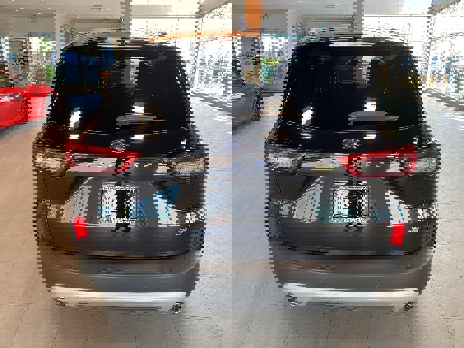 Used 2025 Ford Escape SE image 4