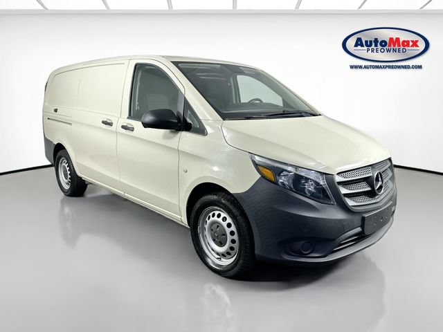 Used 2018 Mercedes-Benz Metris video 1