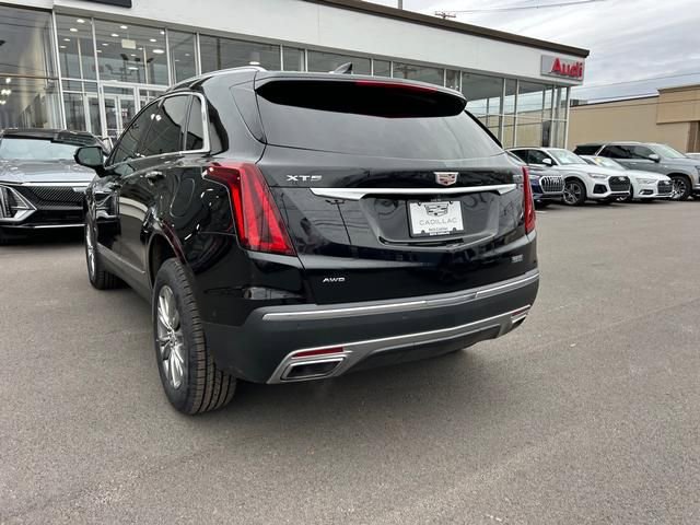 Used 2023 Cadillac XT5 Premium Luxury w/ Technology Package image 5
