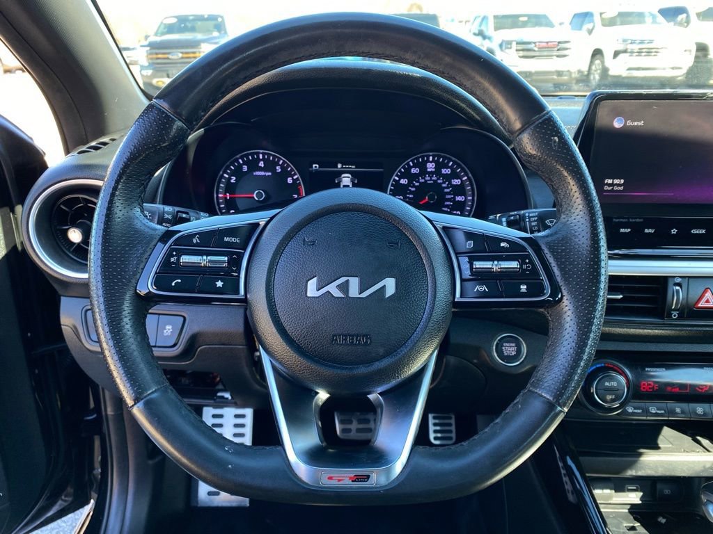 Used 2022 Kia Forte GT-Line w/ GT-Line Premium Package image 13