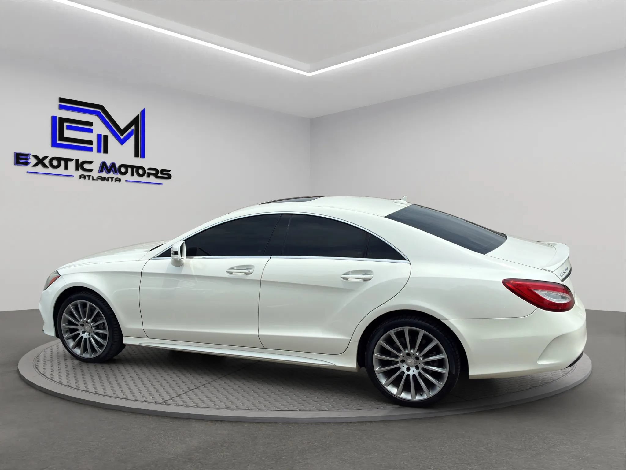 Used 2015 Mercedes-Benz CLS 550 image 3