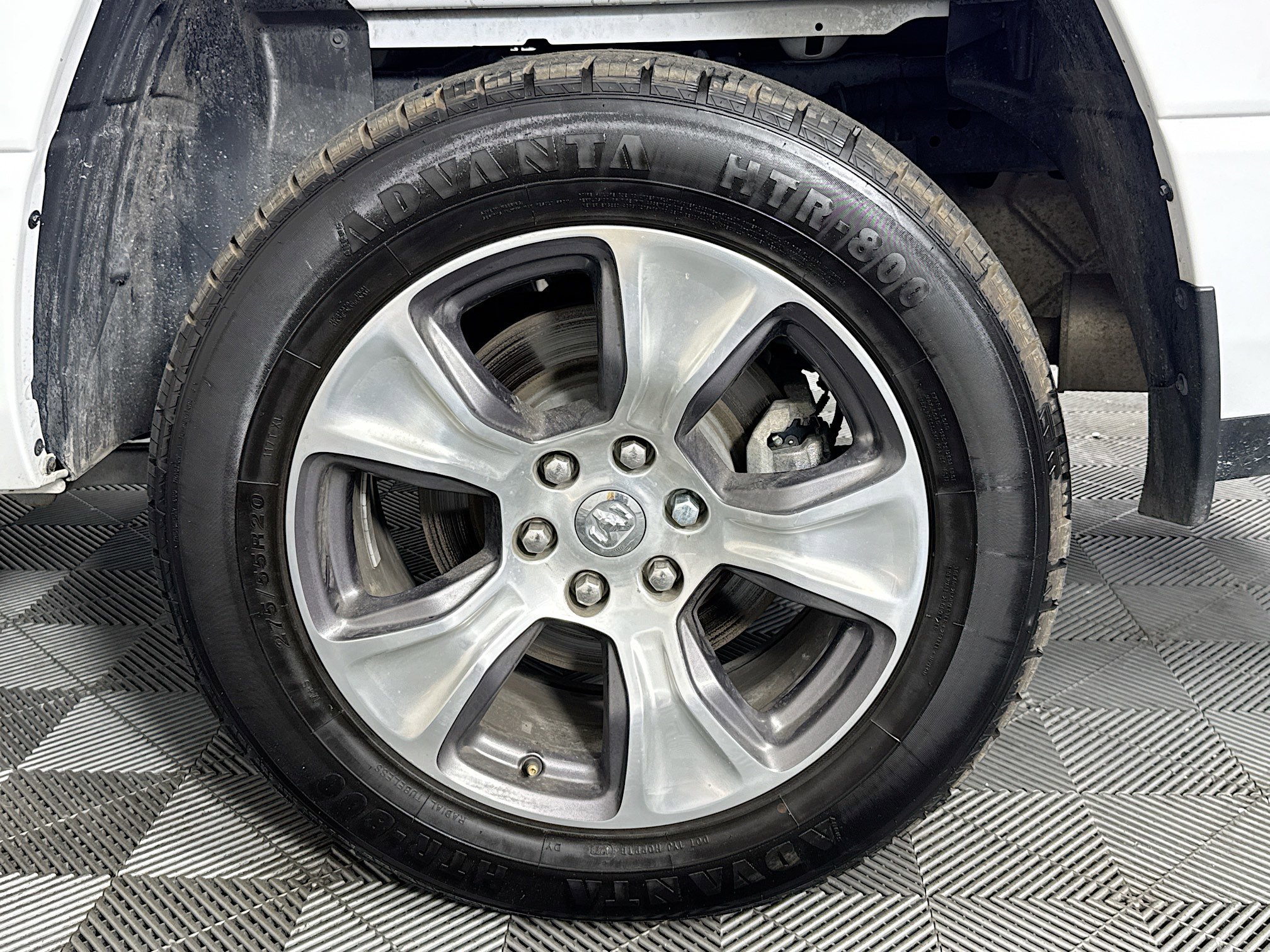 Used 2024 RAM 1500 Laramie RWD image 49