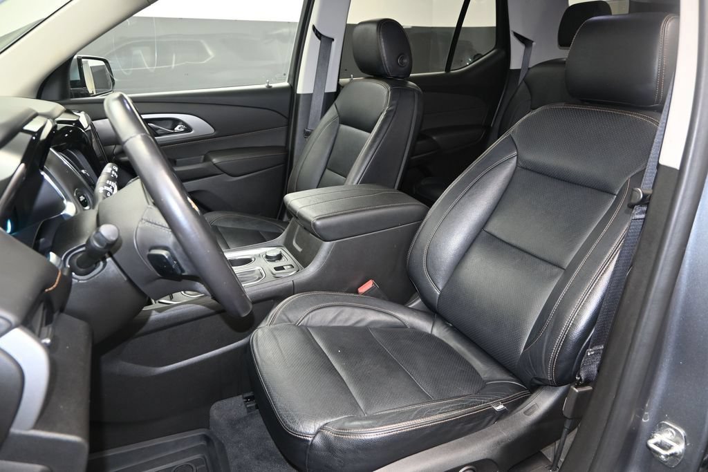 Used 2019 Chevrolet Traverse LT FWD image 21