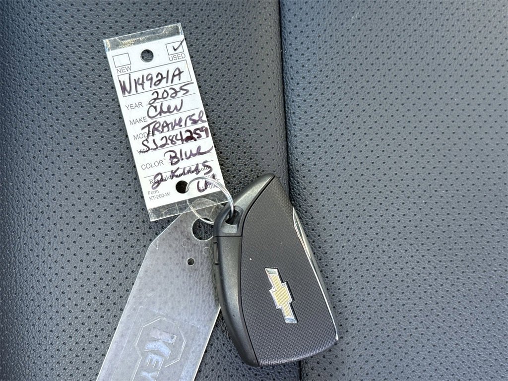 Certified 2025 Chevrolet Traverse LT w/ Enhanced Driving Package image 17