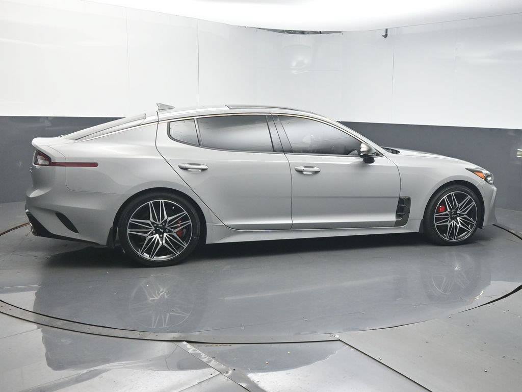 Used 2022 Kia Stinger GT1 AWD/4WD image 8
