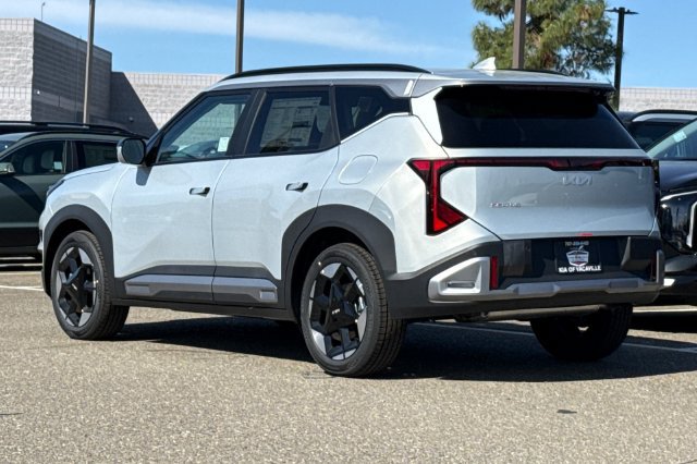 New 2027 Kia Seltos EX w/ EX Panoramic Sunroof Package FWD image 7