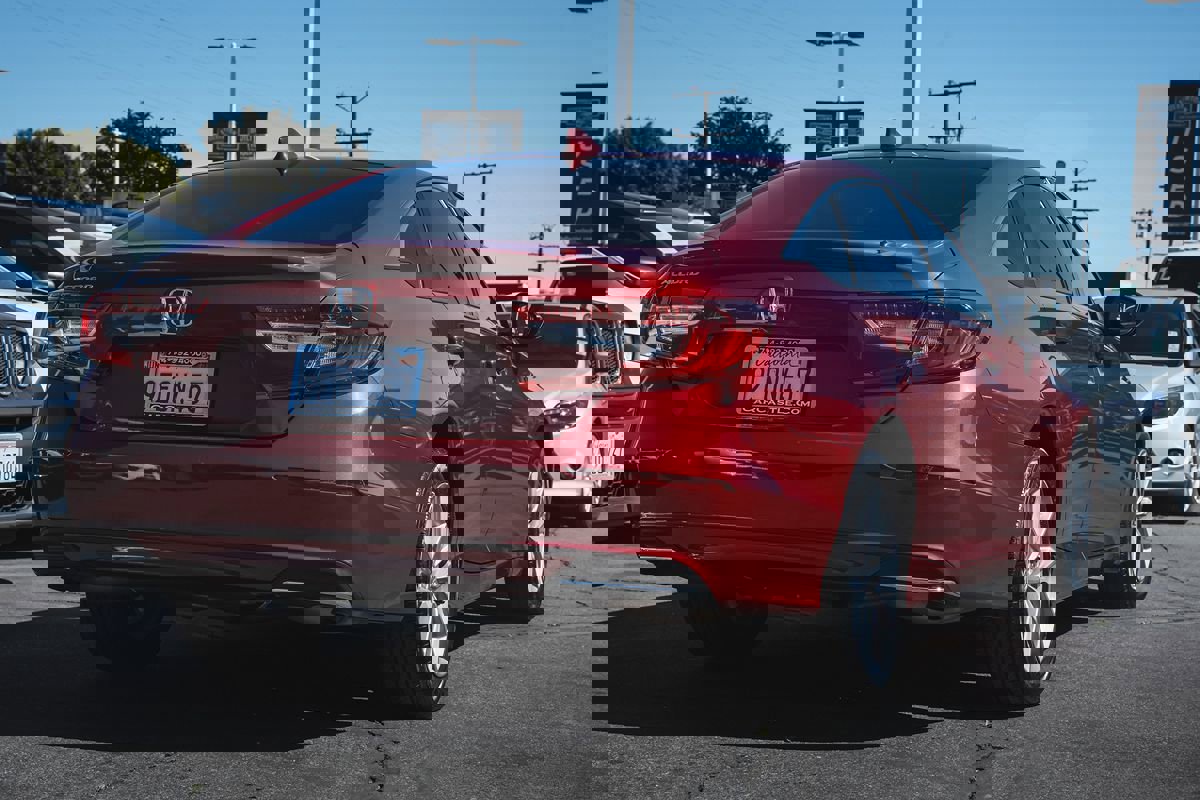 Used 2021 Honda Accord LX image 8