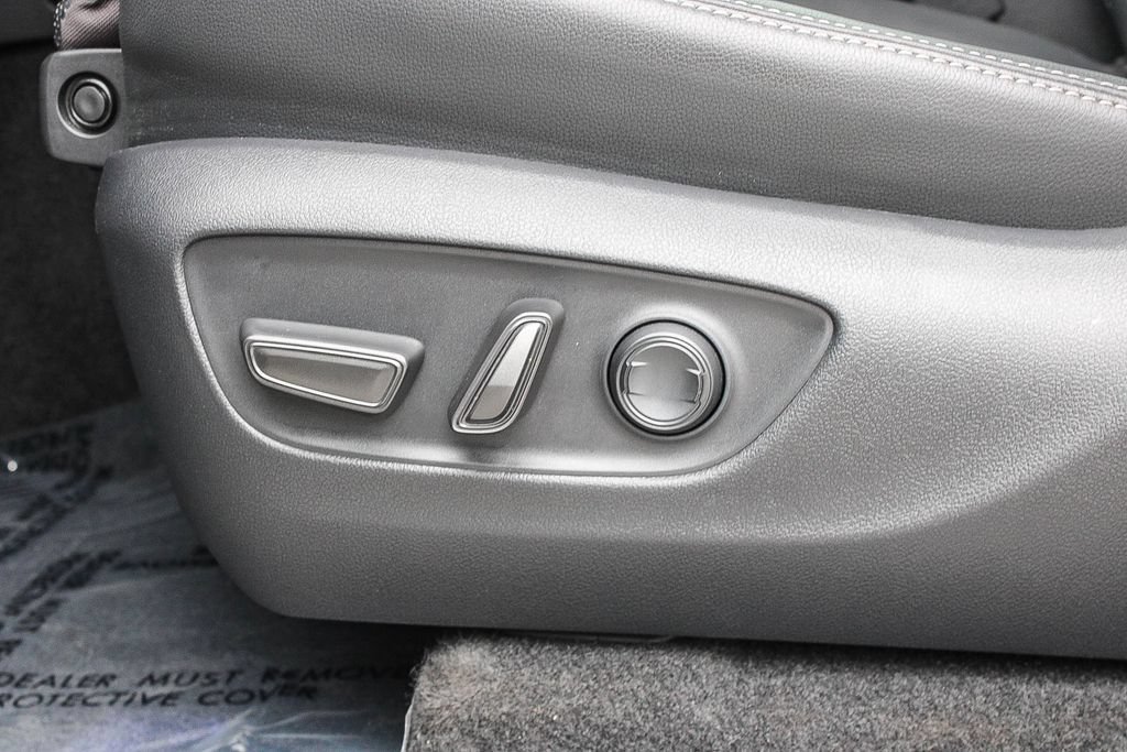 Used 2025 Toyota Land Cruiser AWD/4WD image 21