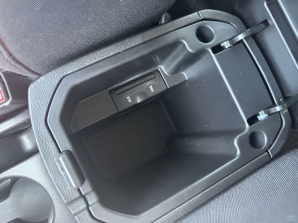 Used 2014 Chevrolet Cruze LT FWD image 22