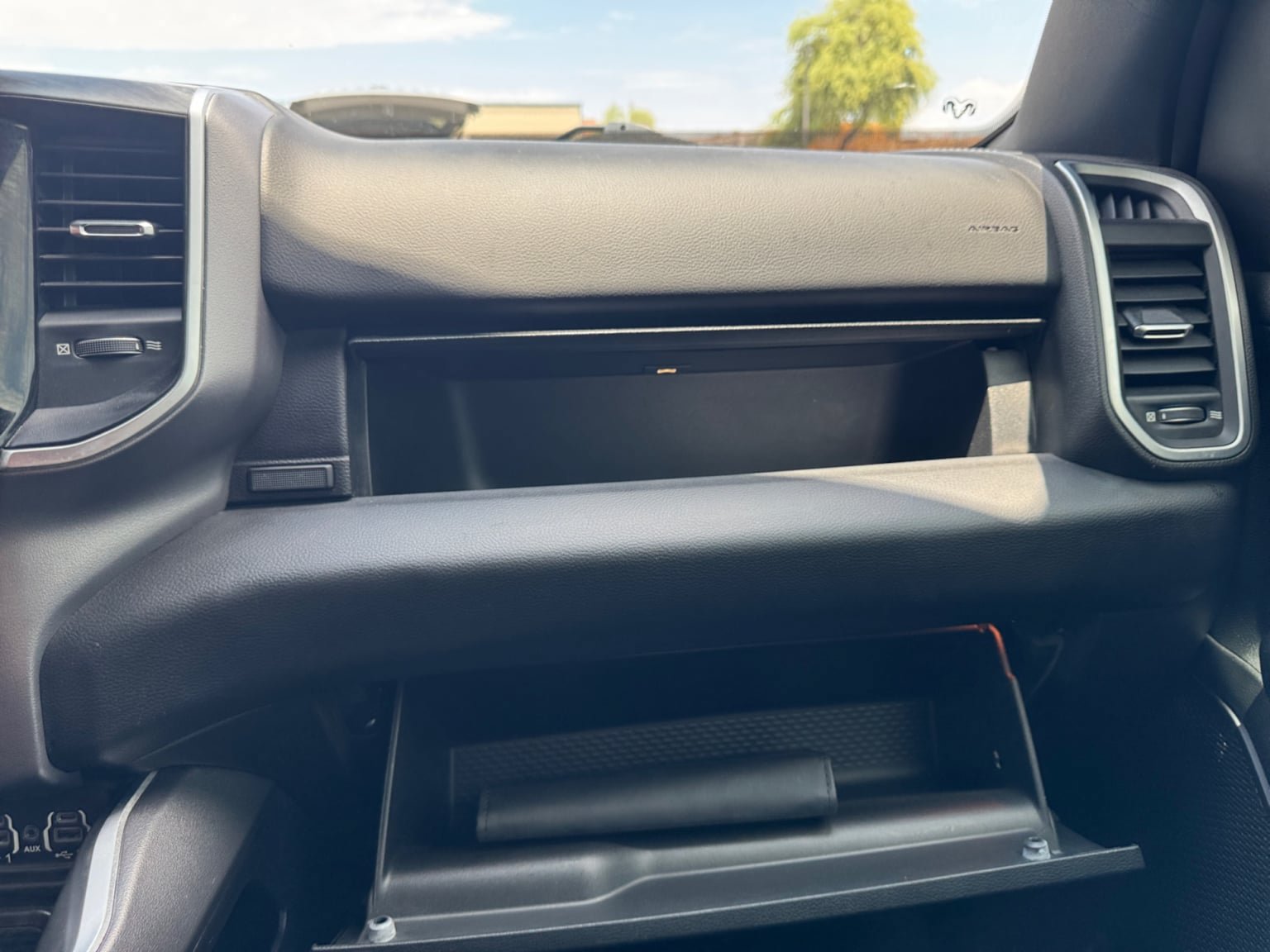 Used 2019 RAM 1500 Big Horn AWD/4WD image 24