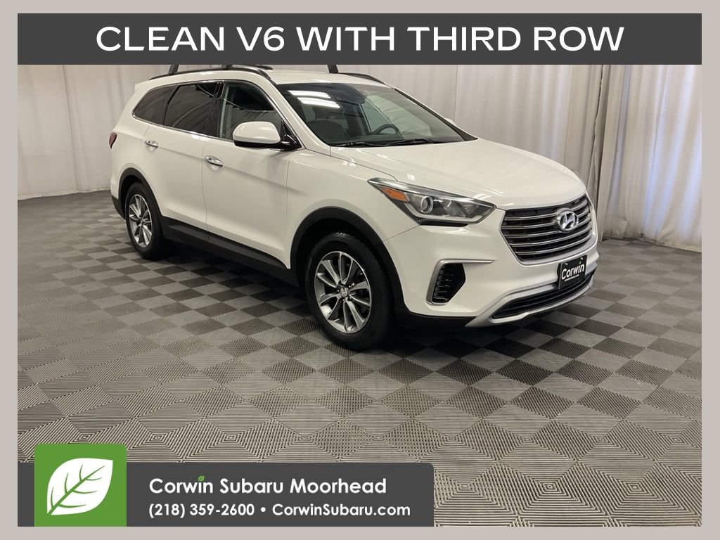 Used 2019 Hyundai Santa Fe XL SE FWD image 1