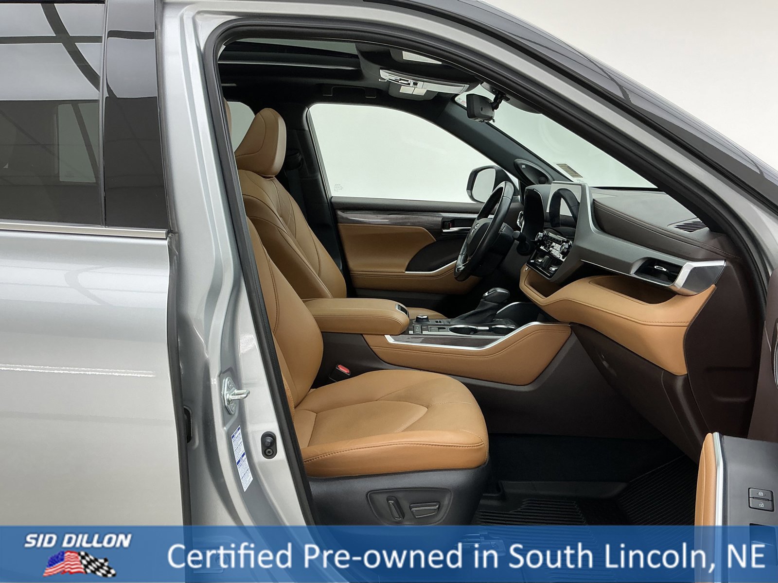 Used 2021 Toyota Highlander Platinum image 26