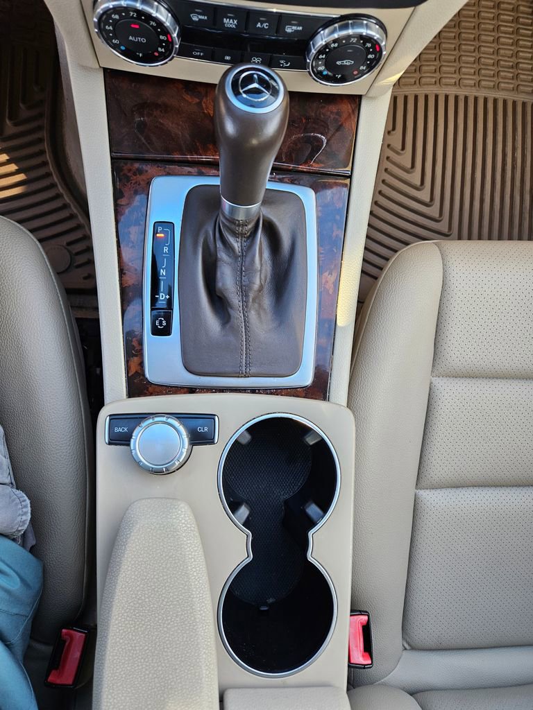 Used 2014 Mercedes-Benz C 300 4MATIC Sedan image 15