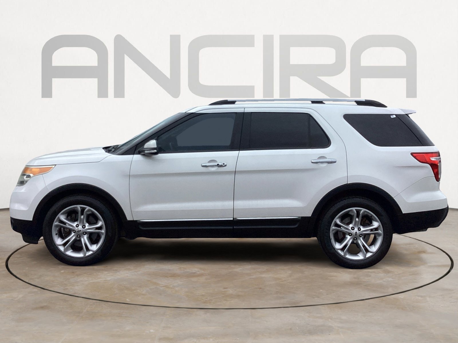 Used 2014 Ford Explorer Limited w/ Equipment Group 301A image 9