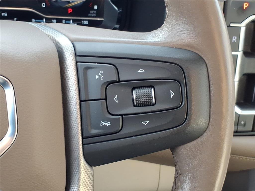 Used 2022 GMC Yukon XL Denali image 24