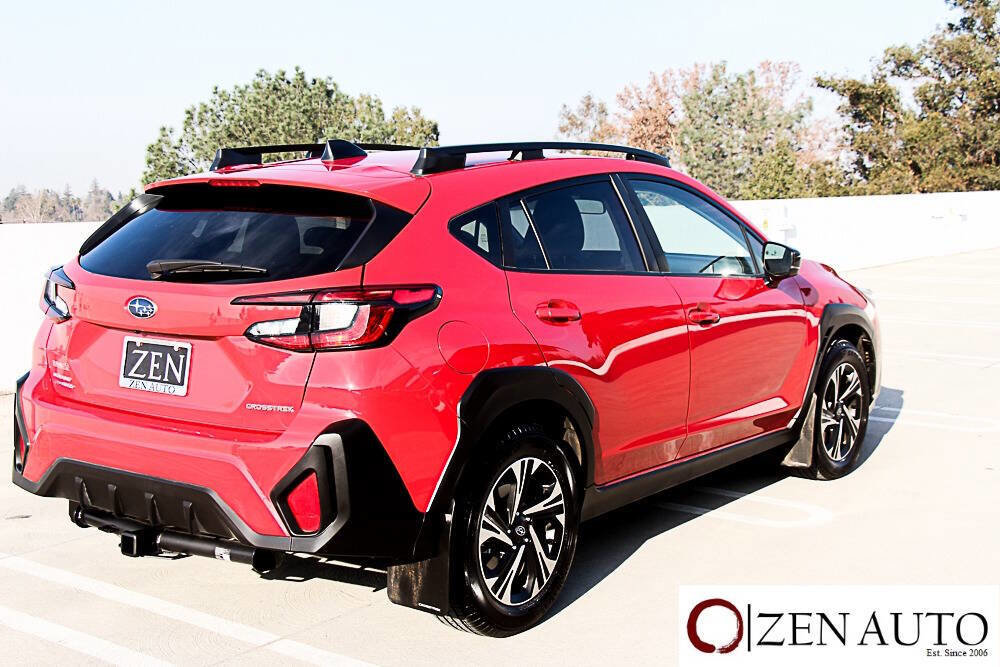 Used 2024 Subaru Crosstrek 2.0i Premium image 9