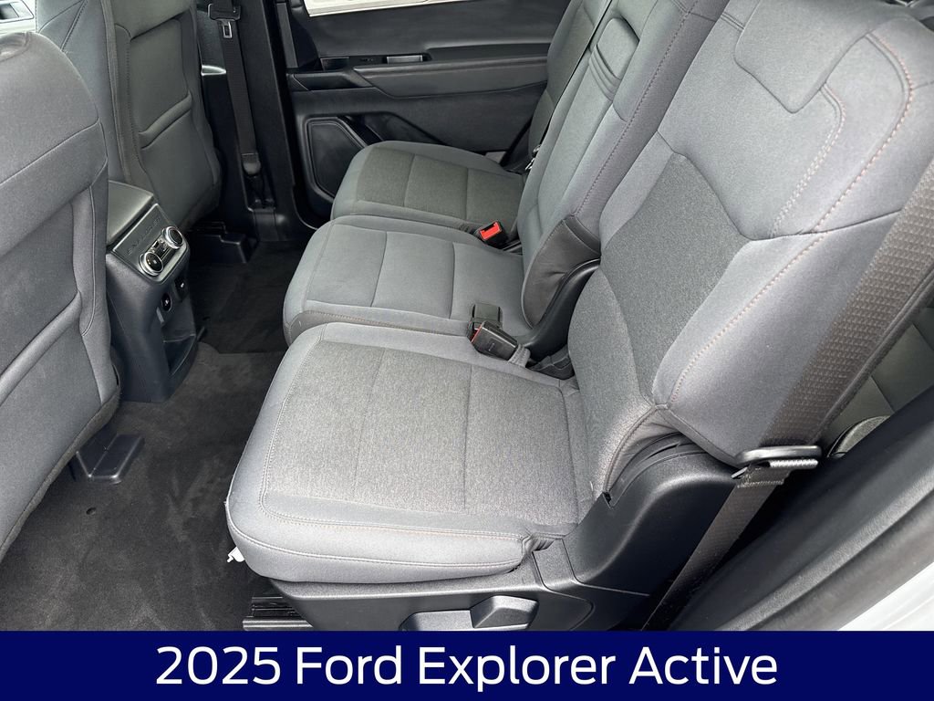 Used 2025 Ford Explorer Active image 15