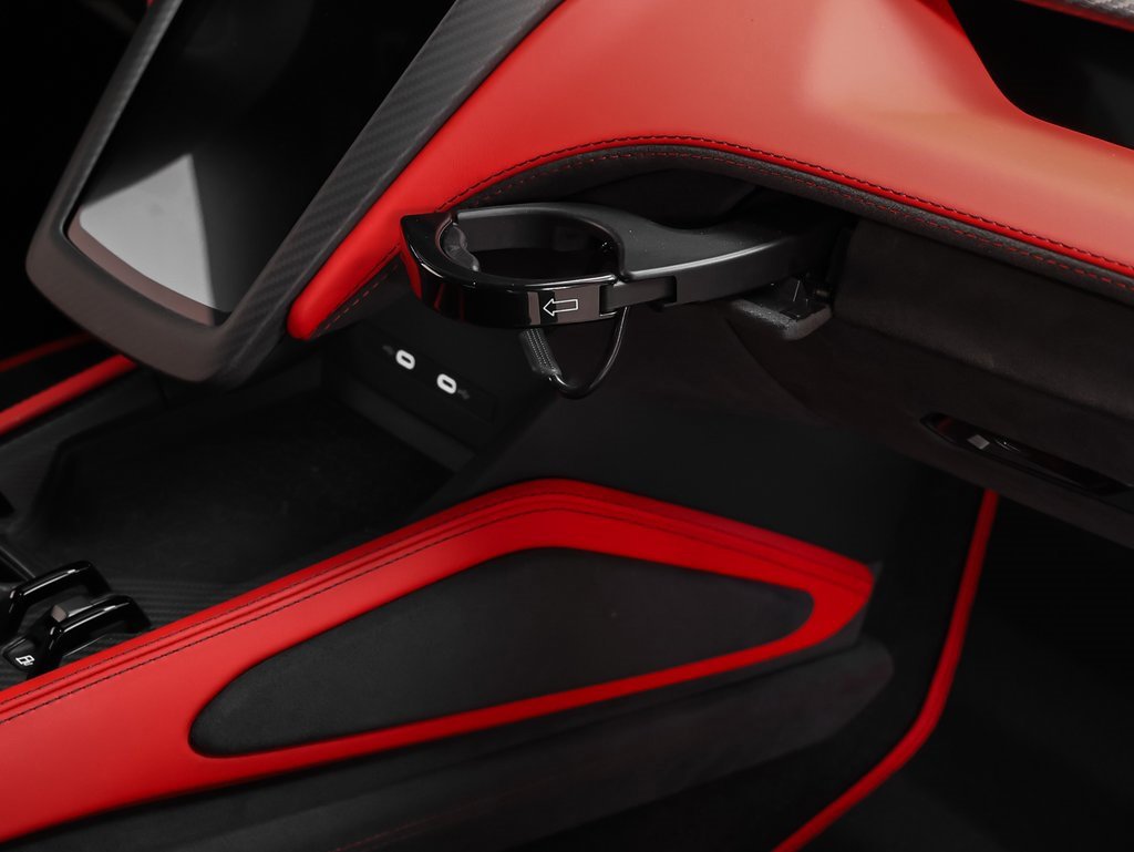 Used 2024 Lamborghini Revuelto image 25