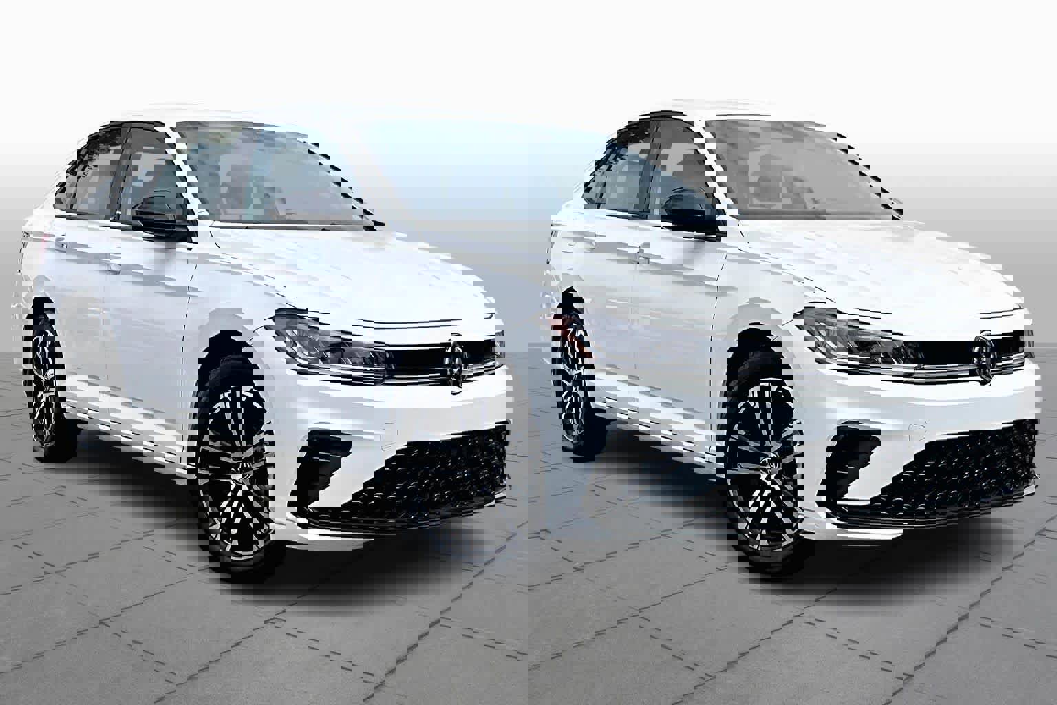 Used 2025 Volkswagen Jetta Sport image 3