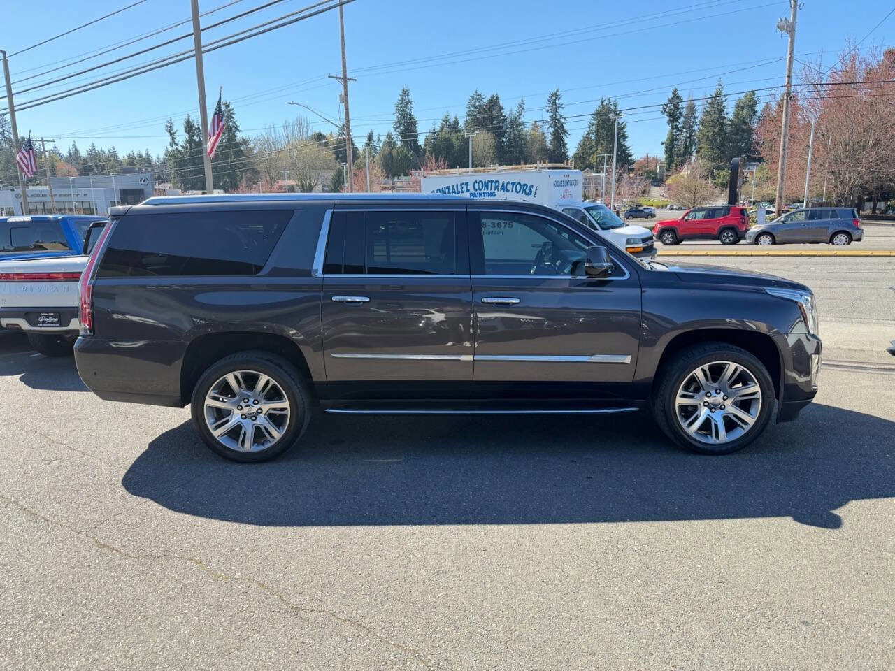 Used 2017 Cadillac Escalade ESV Luxury image 12