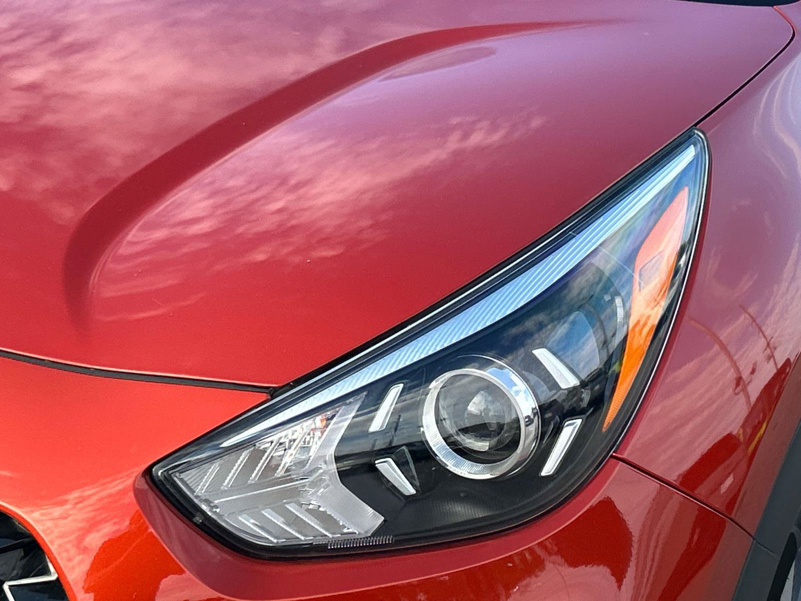 Used 2022 Kia Niro LXS FWD image 9