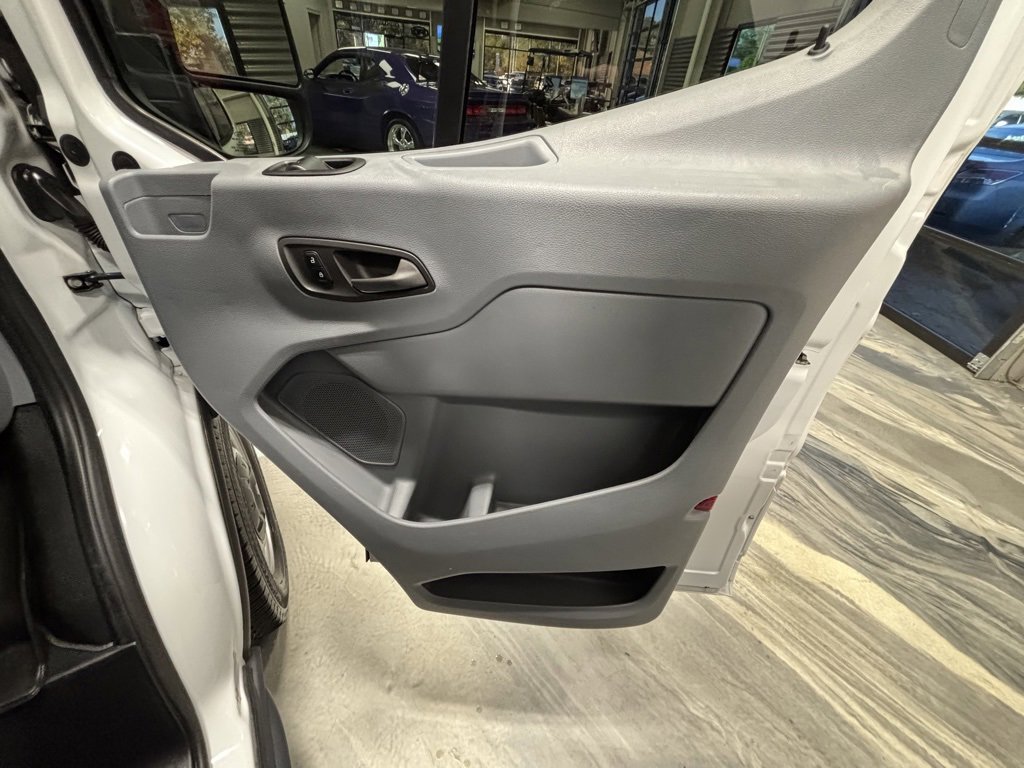 Used 2018 Ford Transit 150 130 Low Roof image 22