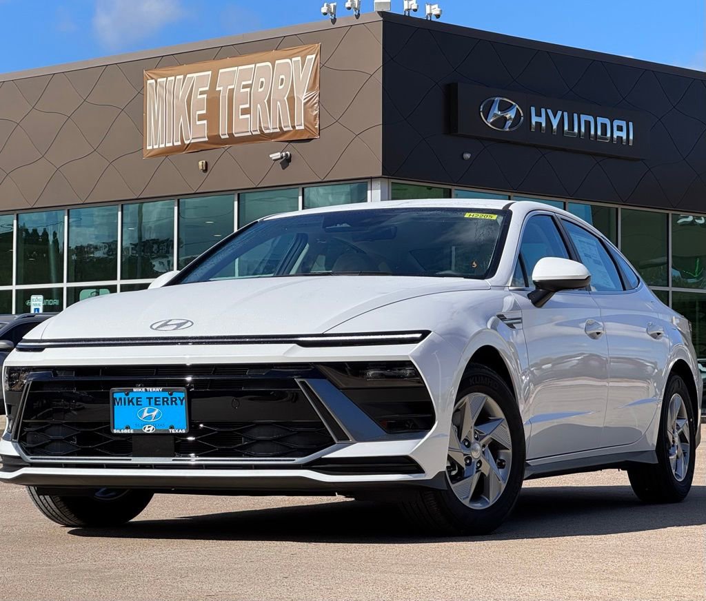 New 2026 Hyundai Sonata SE FWD image 1