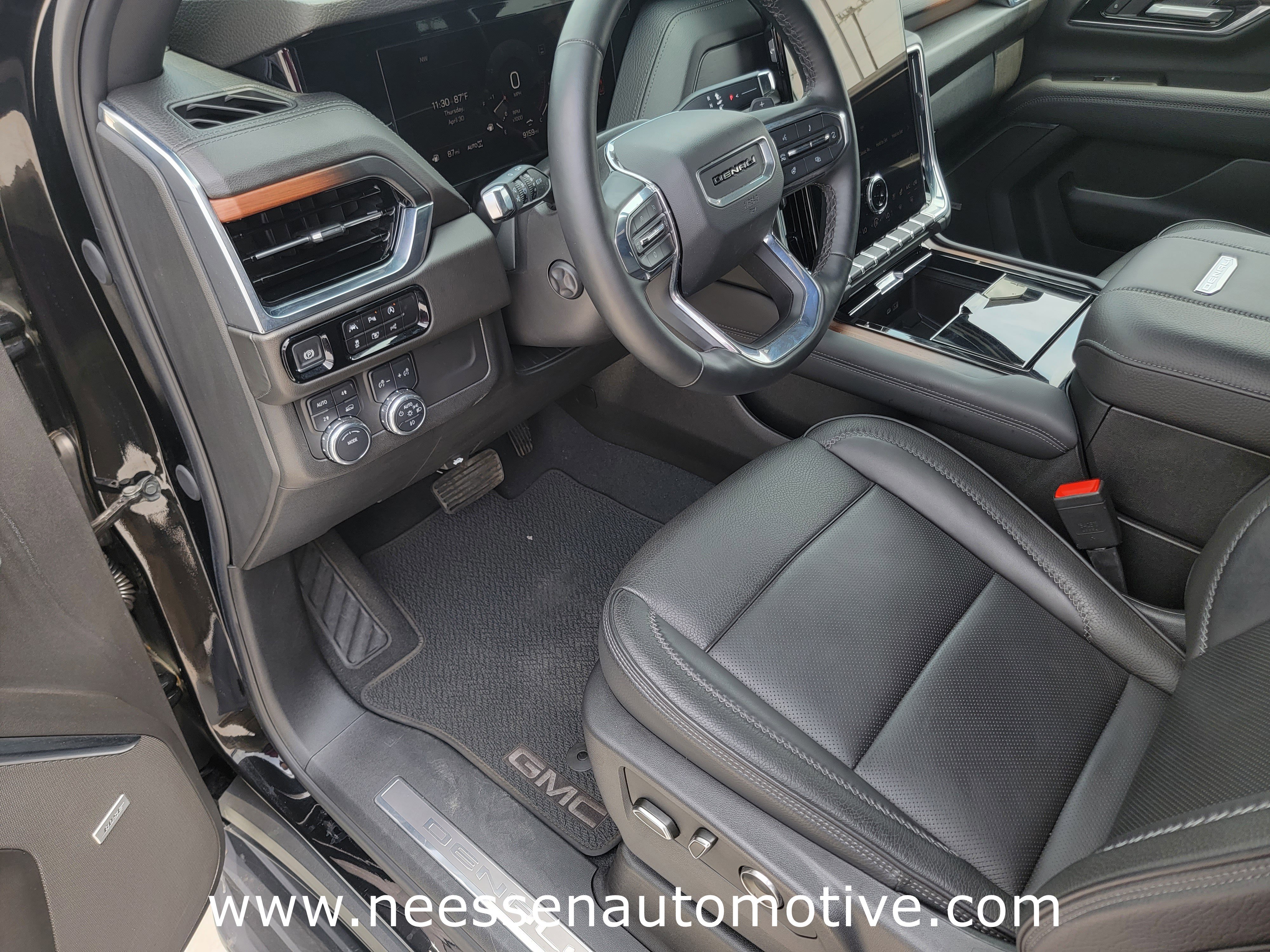 Used 2025 GMC Yukon Denali AWD/4WD image 24