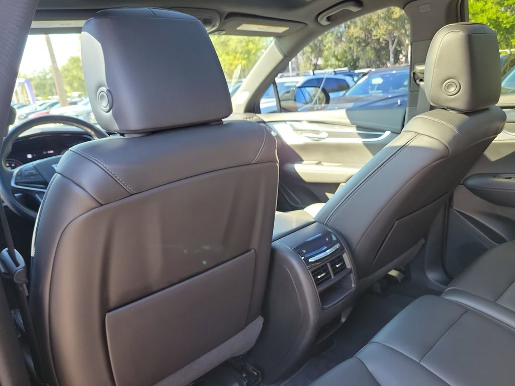 Used 2022 Cadillac XT5 Premium Luxury w/ Technology Package image 13