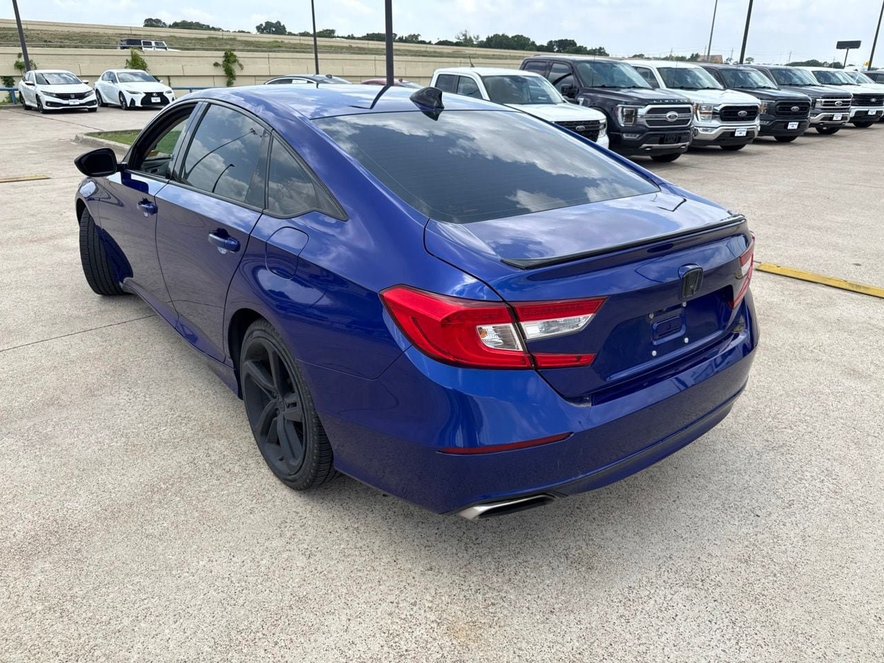 Used 2021 Honda Accord Sport Special Edition image 8